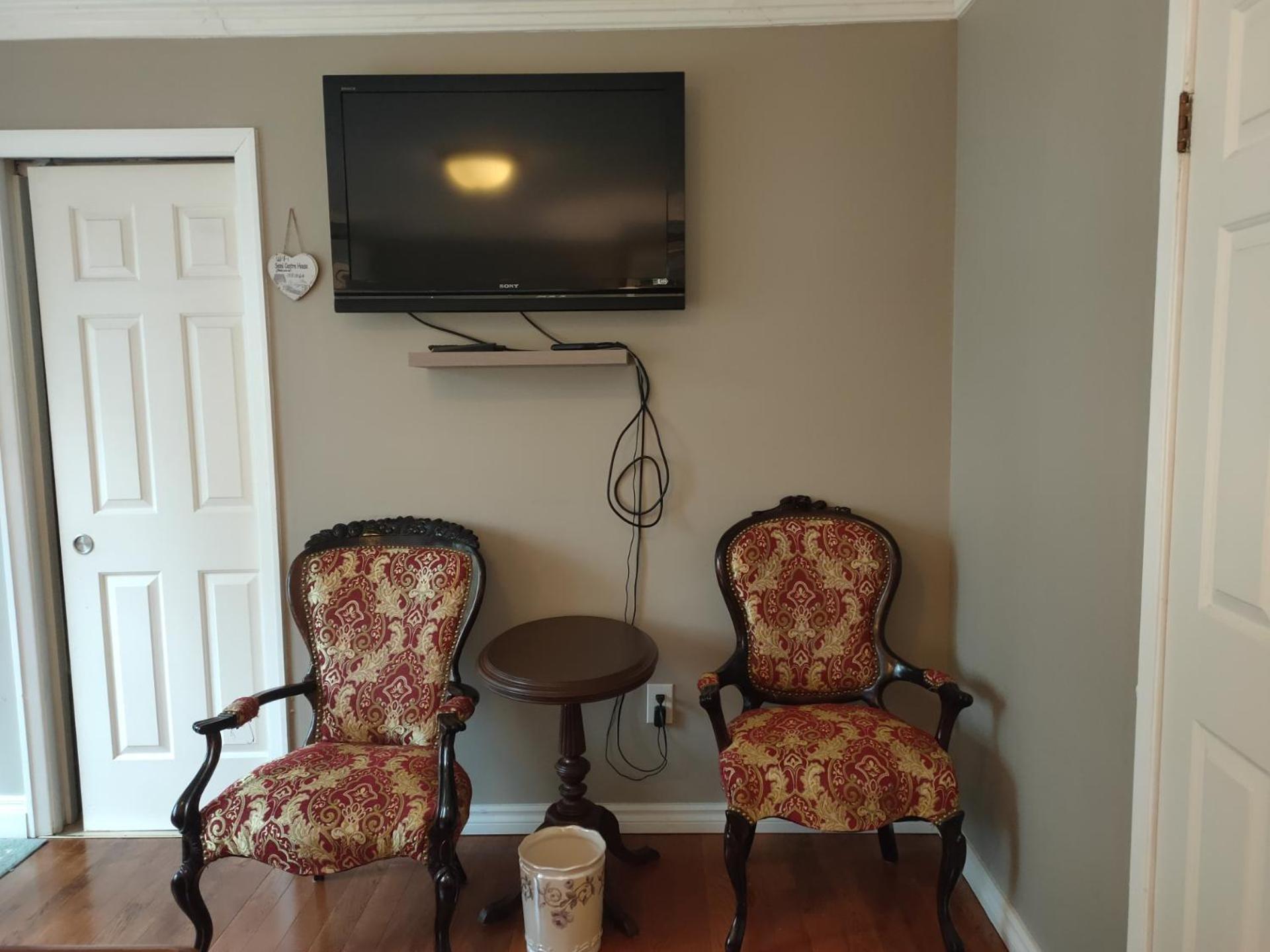 Semi Centre House Hotel White Rock Bagian luar foto